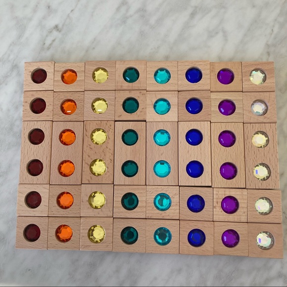 Montessori Building Color Gem Blocks - Picture 9 of 16